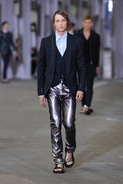 <strong>DIESEL BLACK GOLD｜ディーゼルブラックゴールド</strong>　2012年春夏コレクション速報