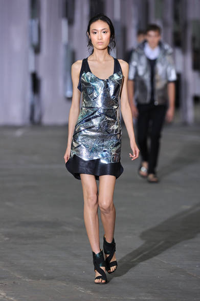 <strong>DIESEL BLACK GOLD｜ディーゼルブラックゴールド</strong>　2012年春夏コレクション速報