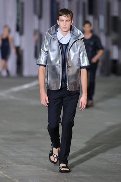 <strong>DIESEL BLACK GOLD｜ディーゼルブラックゴールド</strong>　2012年春夏コレクション速報