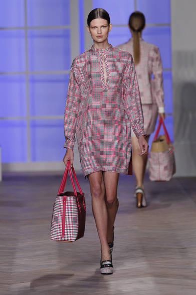 <strong>TOMMY HILFIGER｜トミー ヒルフィガー</strong>　2012年春夏コレクション速報