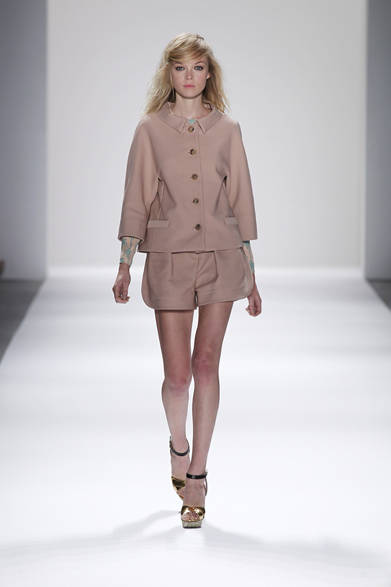 <strong>JILLSTUART｜ジル スチュアート</strong>　2012年春夏コレクション速報