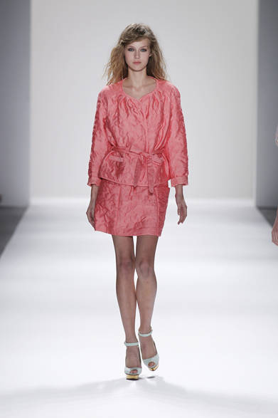 <strong>JILLSTUART｜ジル スチュアート</strong>　2012年春夏コレクション速報