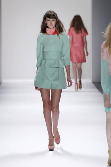 <strong>JILLSTUART｜ジル スチュアート</strong>　2012年春夏コレクション速報