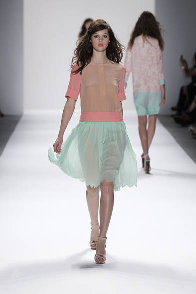 <strong>JILLSTUART｜ジル スチュアート</strong>　2012年春夏コレクション速報