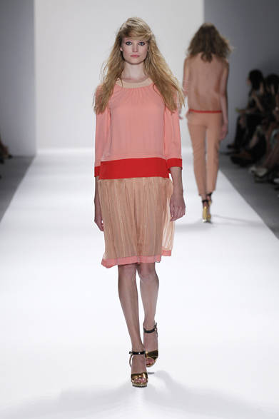 <strong>JILLSTUART｜ジル スチュアート</strong>　2012年春夏コレクション速報