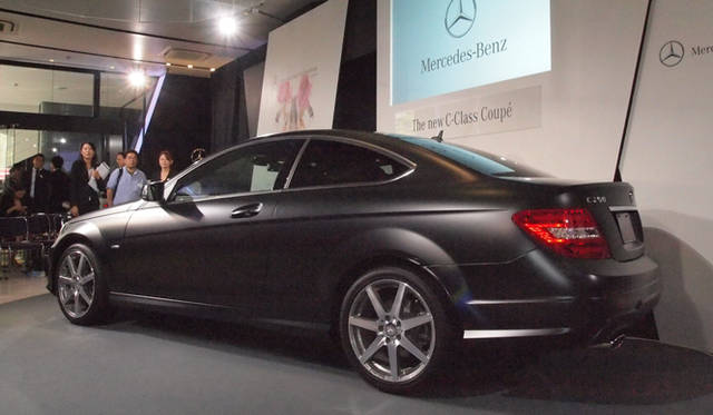 <strong>Mercedes-Benz C-Class Coupe｜メルセデス・ベンツ Cクラス クーペ</strong>　C 250 ブルーエフィシエンシー エディション1