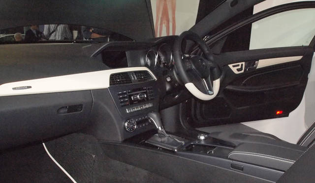 <strong>Mercedes-Benz C-Class Coupe｜メルセデス・ベンツ Cクラス クーペ</strong>　C 250 ブルーエフィシエンシー エディション1