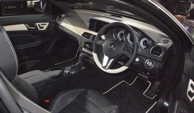 <strong>Mercedes-Benz C-Class Coupe｜メルセデス・ベンツ Cクラス クーペ</strong>　C 250 ブルーエフィシエンシー エディション1