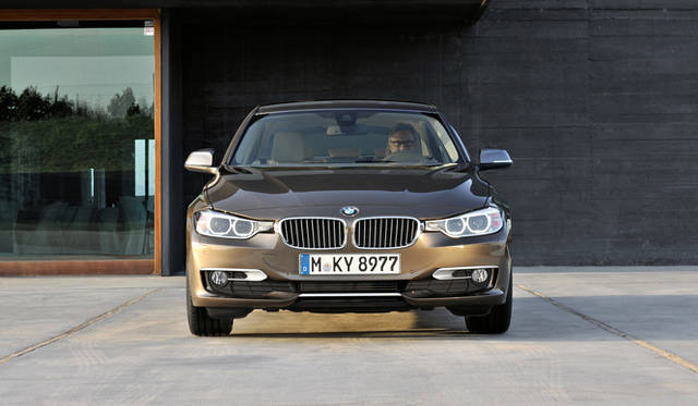 <strong>BMW 3Series｜ビー・エム・ダブリュー 3シリーズ</strong>