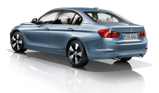 <strong>BMW 3Series｜ビー・エム・ダブリュー 3シリーズ</strong>　アクティブハイブリッド3