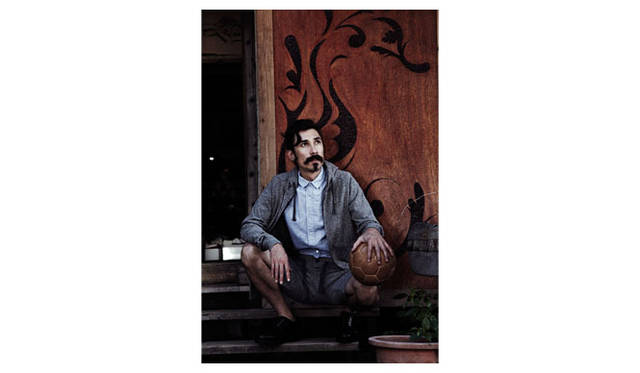 <strong>Birvin Uniform｜バービンユニフォーム</strong> 2012春夏コレクション　パーカ1万6000円、シャツ1万9000円、ショートパンツ1万4000円