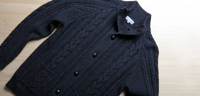 <strong> MARGARET HOWELL｜マーガレット・ハウエル</strong>　2011秋冬コレクション　ニットブルゾン3万8850円（マーガレット・ハウエル）