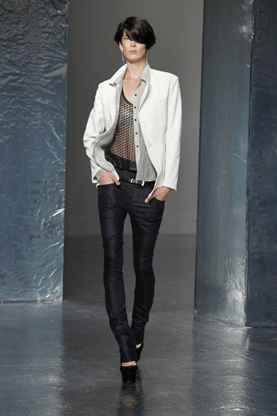 　2012年春夏コレクション速報