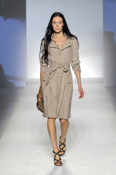 <strong>ALBERTA FERRETTI｜アルベルタ フェレッティ</strong>　2012年春夏コレクション速報