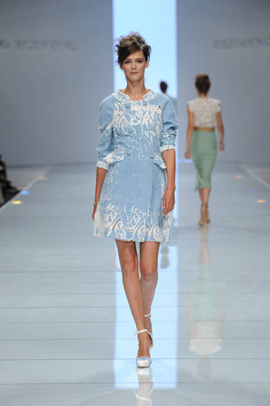 <strong>ERMANNO SCERVIVO｜エルマンノ シェルヴィーノ</strong>　2012年春夏コレクション速報