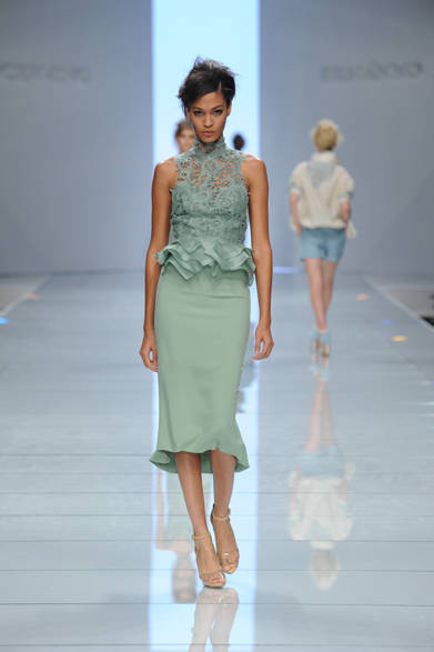 <strong>ERMANNO SCERVIVO｜エルマンノ シェルヴィーノ</strong>　2012年春夏コレクション速報