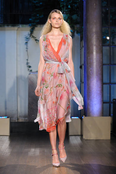 <strong>PHILOSOPHY DI ALBERTA FERRETTI｜フィロソフィ ディ アルベルタ フェレッティ</strong>　2012年春夏コレクション速報