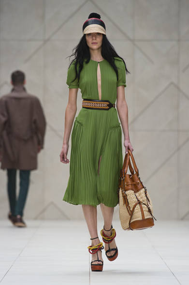 <strong>BURBERRY PRORSUM｜バーバリー プローサム</strong>　2012年春夏コレクション速報　　©BURBERRY