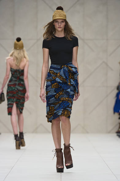 <strong>BURBERRY PRORSUM｜バーバリー プローサム</strong>　2012年春夏コレクション速報　　©BURBERRY