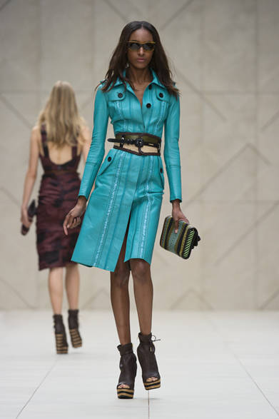 <strong>BURBERRY PRORSUM｜バーバリー プローサム</strong>　2012年春夏コレクション速報　　©BURBERRY