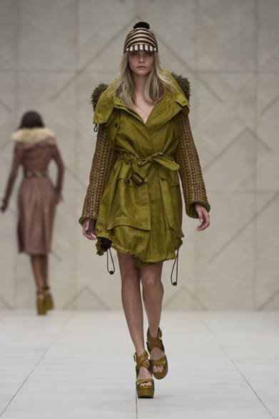 <strong>BURBERRY PRORSUM｜バーバリー プローサム</strong>　2012年春夏コレクション速報　　©BURBERRY