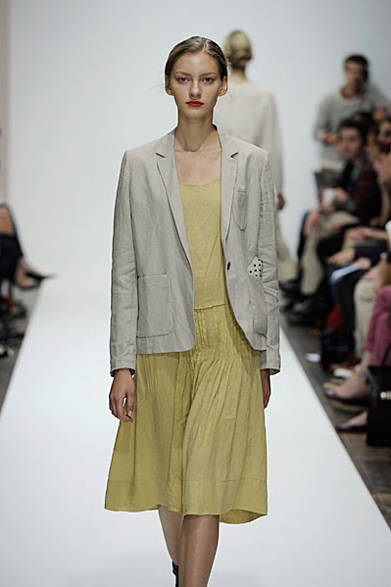 <strong>Margaret Howell｜マーガレット・ハウエル</strong>　2012年春夏コレクション速報