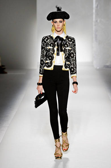 <strong>MOSCHINO｜モスキーノ</strong>　2012年春夏コレクション速報