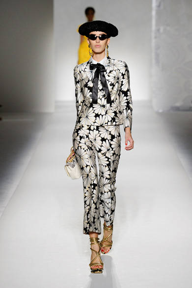 <strong>MOSCHINO｜モスキーノ</strong>　2012年春夏コレクション速報