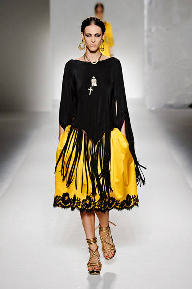 <strong>MOSCHINO｜モスキーノ</strong>　2012年春夏コレクション速報