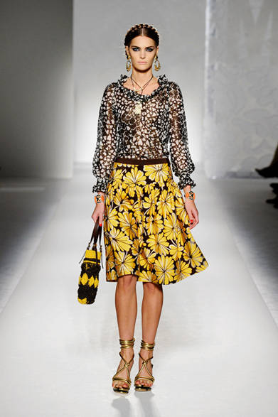 <strong>MOSCHINO｜モスキーノ</strong>　2012年春夏コレクション速報