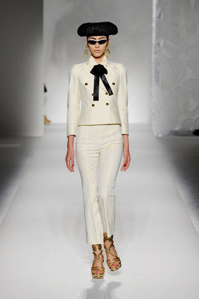 <strong>MOSCHINO｜モスキーノ</strong> 　2012年春夏コレクション速報