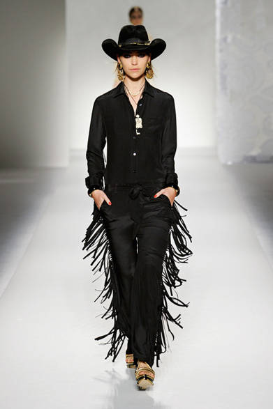 <strong>MOSCHINO｜モスキーノ</strong>　2012年春夏コレクション速報