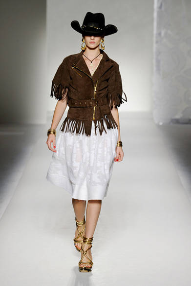 <strong>MOSCHINO｜モスキーノ</strong> 　2012年春夏コレクション速報