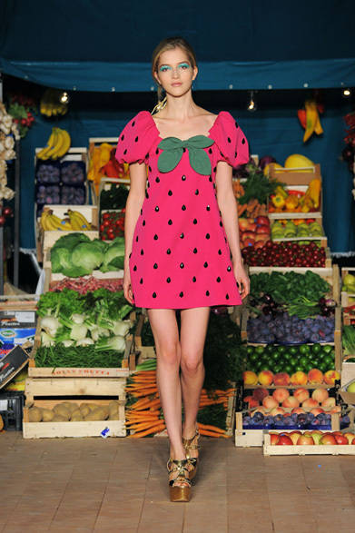 <strong>MOSCHINO CHEAP&CHIC｜モスキーノ チープ＆シック</strong>　2012年春夏コレクション速報