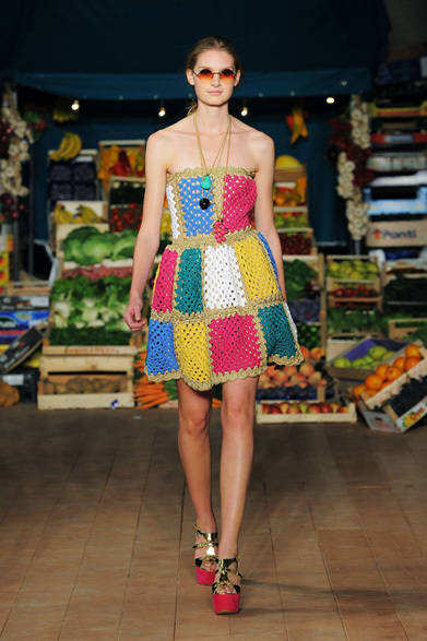 <strong>MOSCHINO CHEAP&CHIC｜モスキーノ チープ＆シック</strong>　2012年春夏コレクション速報