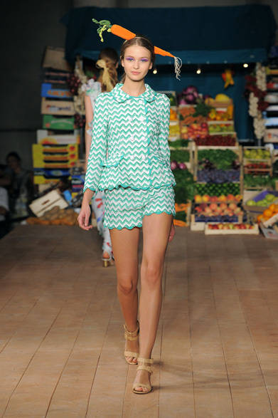 <strong>MOSCHINO CHEAP&CHIC｜モスキーノ チープ＆シック</strong>　2012年春夏コレクション速報