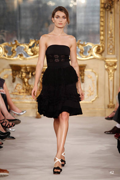 <strong> Les Copains｜レ・コパン</strong>　2012年春夏コレクション速報