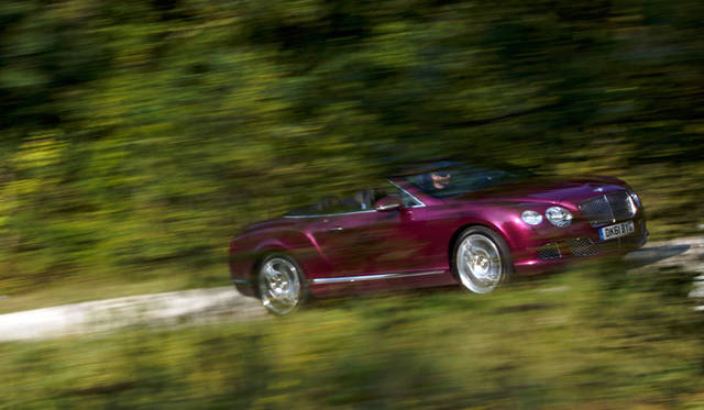 <strong>BENTLEY Continental GTC｜ベントレー コンチネンタル GTC</strong>