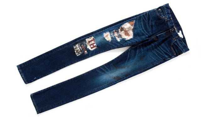 <strong>museum neu｜ミュージアムニュー</strong>　The Smiths Remake Denim Pants 3万9900円（ENGLATAILOR×museum neu）