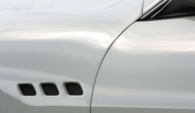 <strong>MASERATI GRANTURISMO MC STRADALE｜マセラティ グラントゥーリズモ MC ストラダーレ</strong>