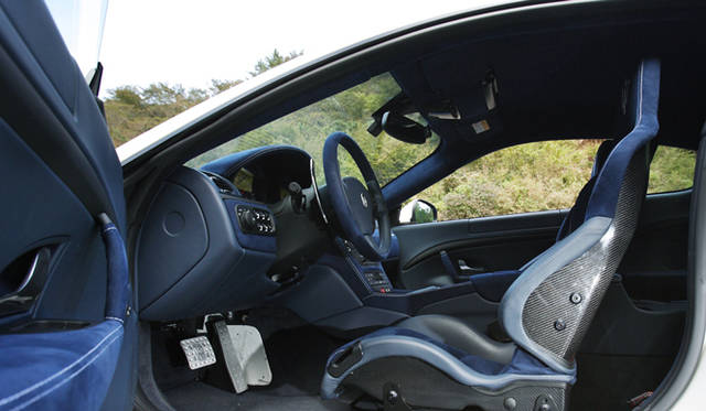 <strong>MASERATI GRANTURISMO MC STRADALE｜マセラティ グラントゥーリズモ MC ストラダーレ</strong>