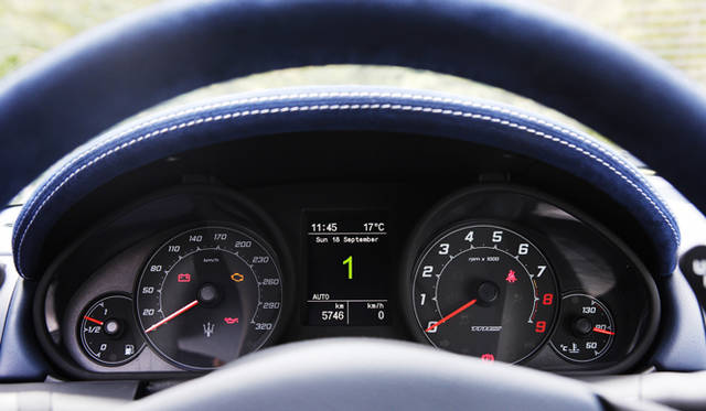 <strong>MASERATI GRANTURISMO MC STRADALE｜マセラティ グラントゥーリズモ MC ストラダーレ</strong>