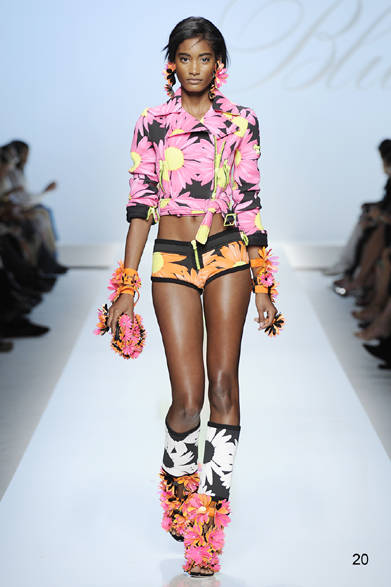 <strong>Blumarine｜ブルマリン</strong>　2012年春夏コレクション速報