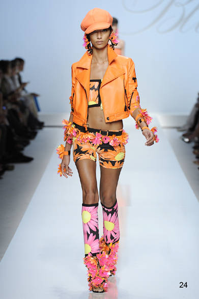 <strong>Blumarine｜ブルマリン</strong>　2012年春夏コレクション速報