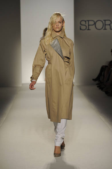 <strong>SPORTMAX｜スポーツマックス</strong>　　2012年春夏コレクション速報