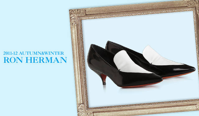 <strong>Ron Herman｜ロンハーマン</strong>　キーワードは“ANGELENO IN THE UK”<br />メンズライクなドレスシューズは今季のマストハブアイテム！<br />パンプス（CÉLINE）　9万1350円　（セリーヌ／ロンハーマン　Tel. 03-3402-6839）