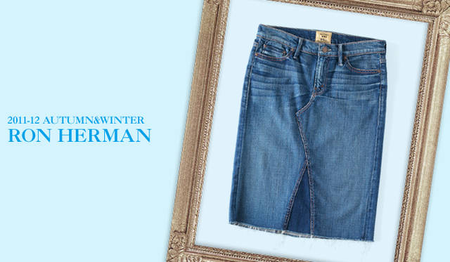 <strong>Ron Herman｜ロンハーマン</strong>　キーワードは“ANGELENO IN THE UK”<br />今季の気分を象徴するアイテムのひとつである膝丈スカートは、Mother （マザー） の別注！<br />デニムスカート（Mothe Ron Herman）　2万8350円（マザー ハーツ ロンハーマン／ロンハーマン　Tel. 03-3402-6839）