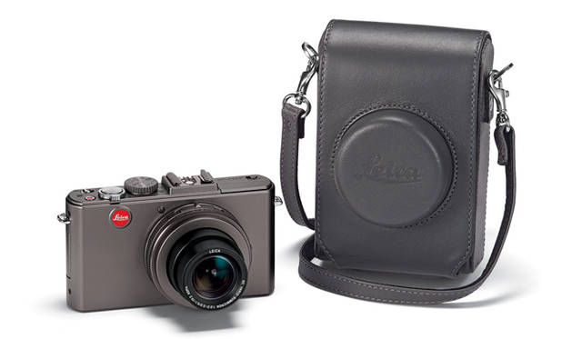 <strong>ライカ D-LUX5にチタンの輝き</strong>
