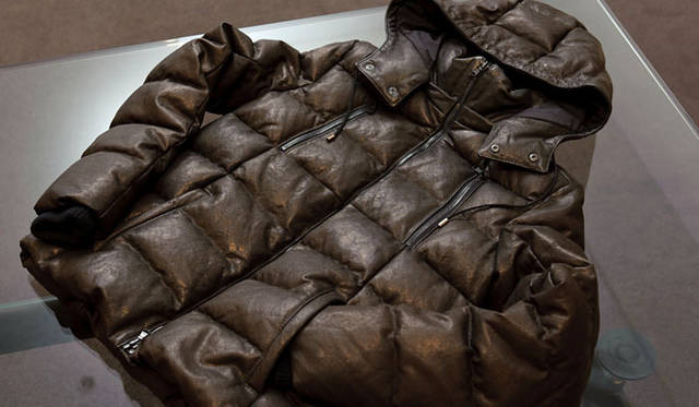 <strong>ESTNATION｜エストネーション</strong>　TATRAS×Lat40.8×ESTNATION別注レザーブルゾン 13万4400円（エストネーション）