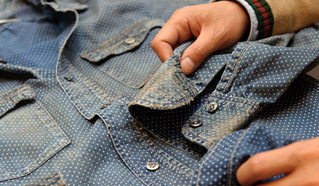 <strong>ESTNATION｜エストネーション</strong>　ESTNATION made by h.ide別注シャツ 2万2050円（エストネーション）